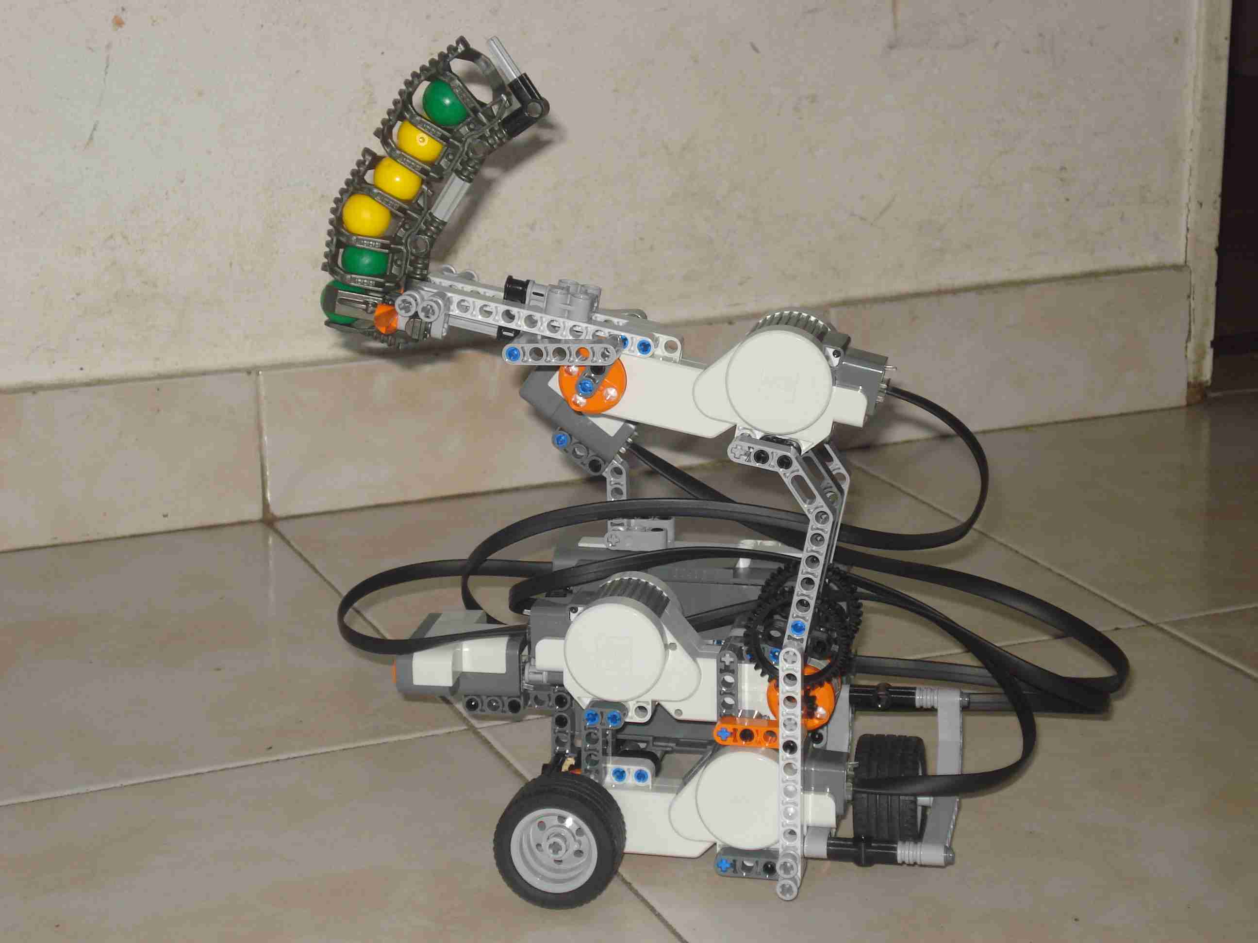robot-3